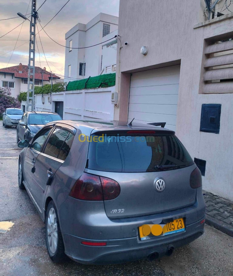 Volkswagen Golf 5 2005 R32