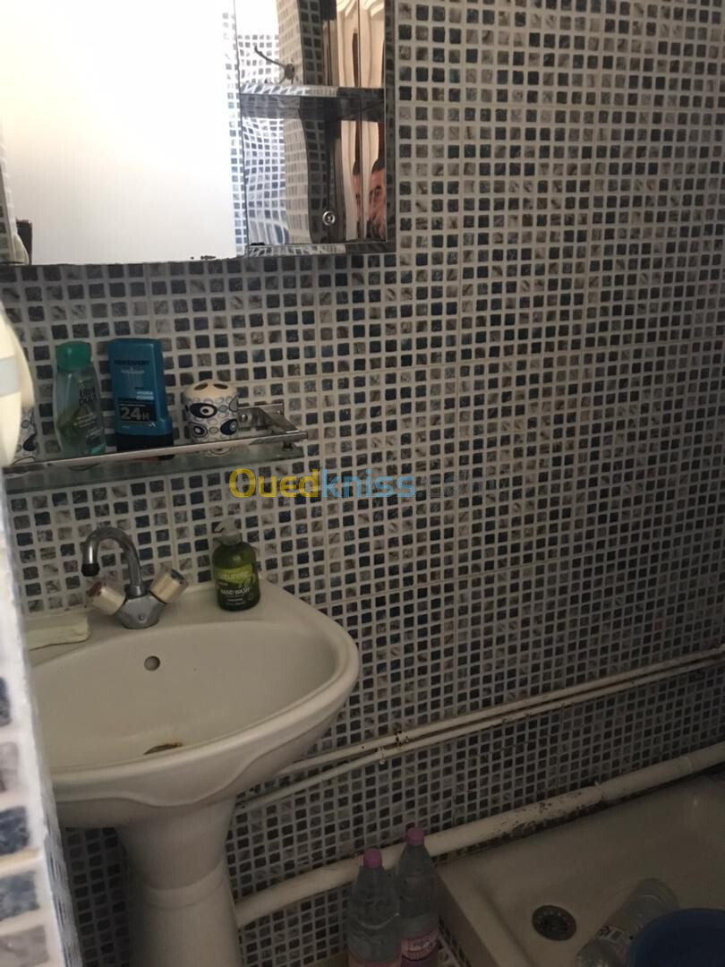 Location Appartement F3 Alger Bouzareah