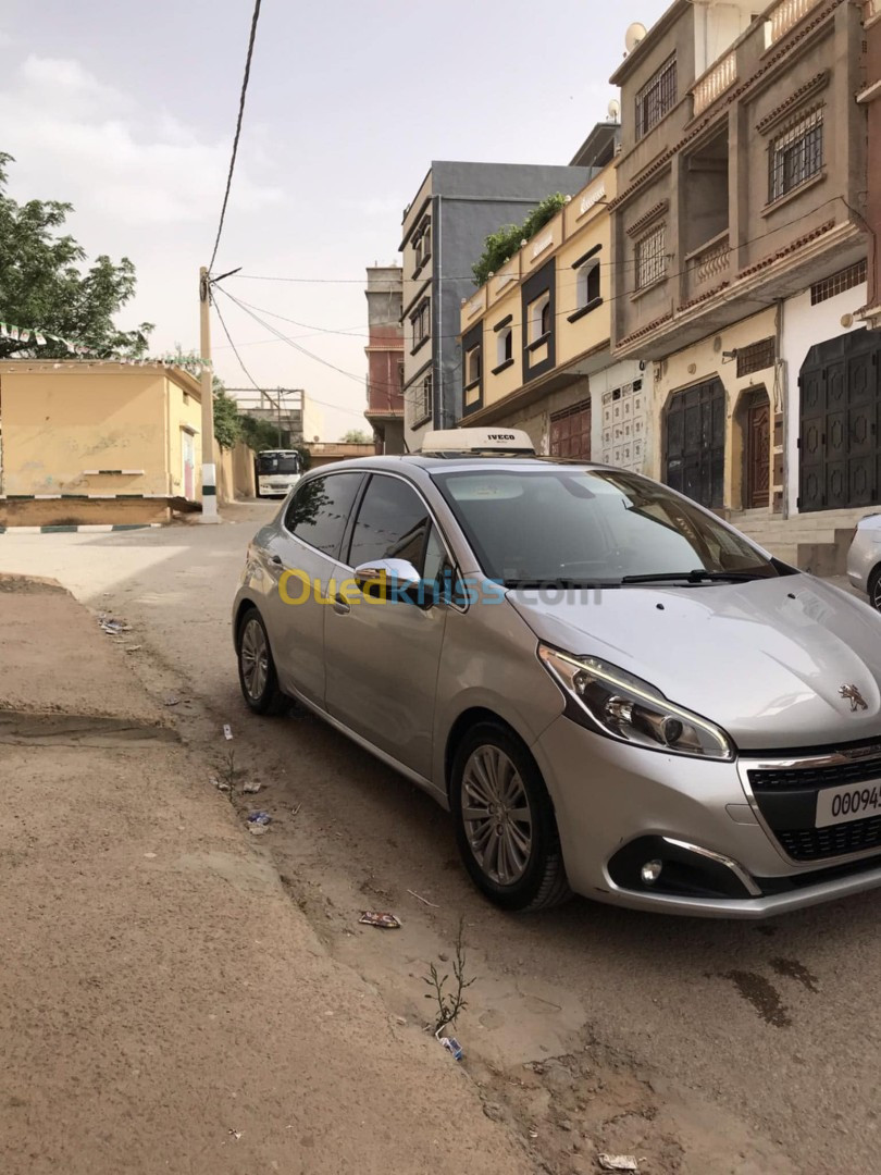 Peugeot 208 2019 Allure