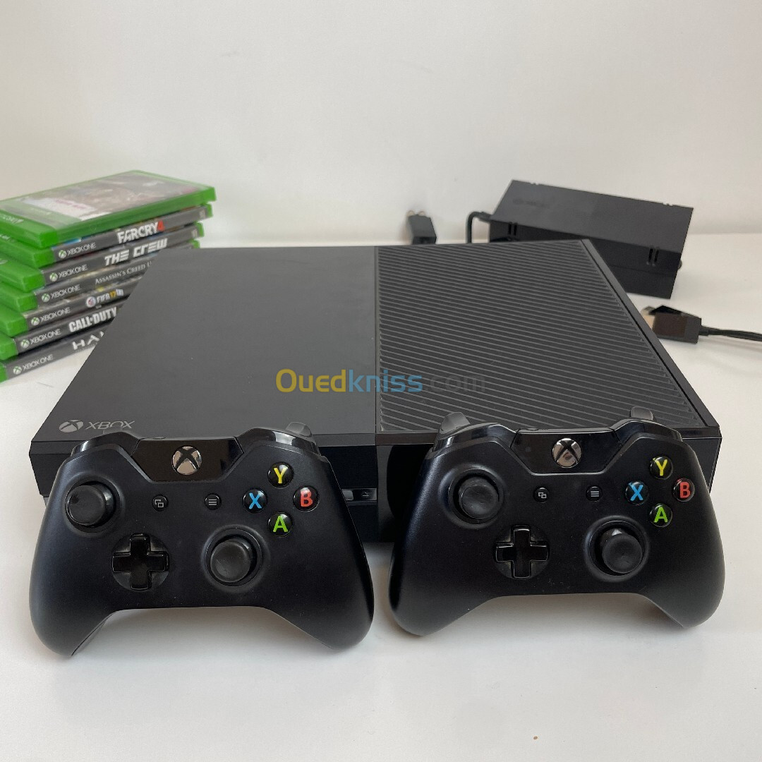 XBOX ONE 512GB + 2 MANETTES + 7 JEUX ORIGINALES