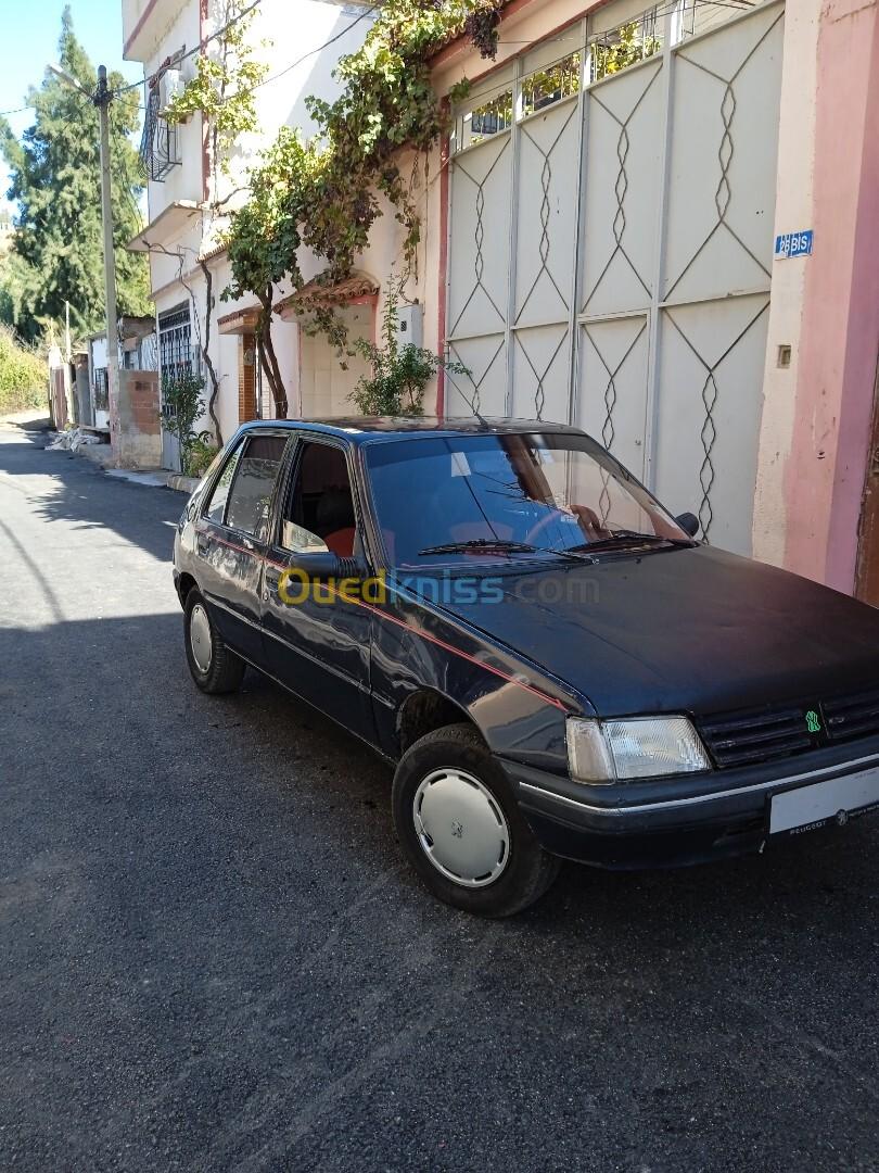 Peugeot 205 1990 205