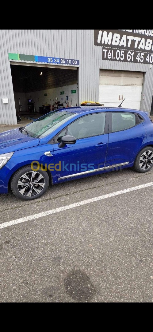 Renault Clio5 2022 Clio5 hybride e-tech finition limited