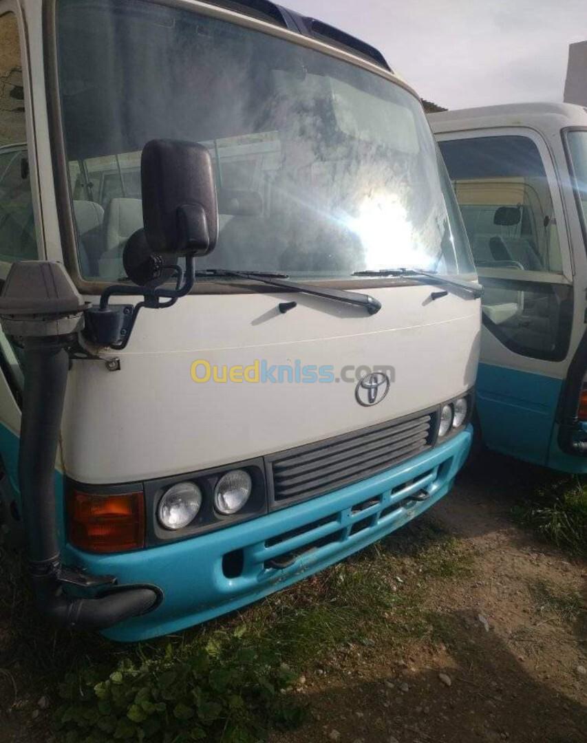 Toyota Coaster 2011