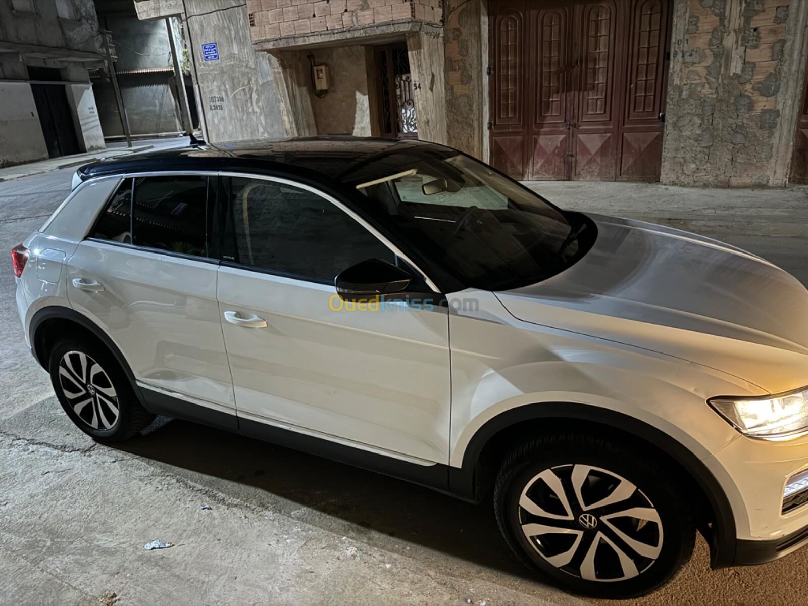 Volkswagen T-Roc 2021 Active