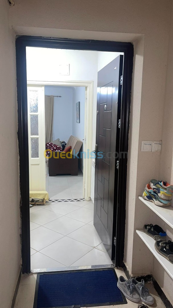 Location Appartement F3 Tipaza Kolea