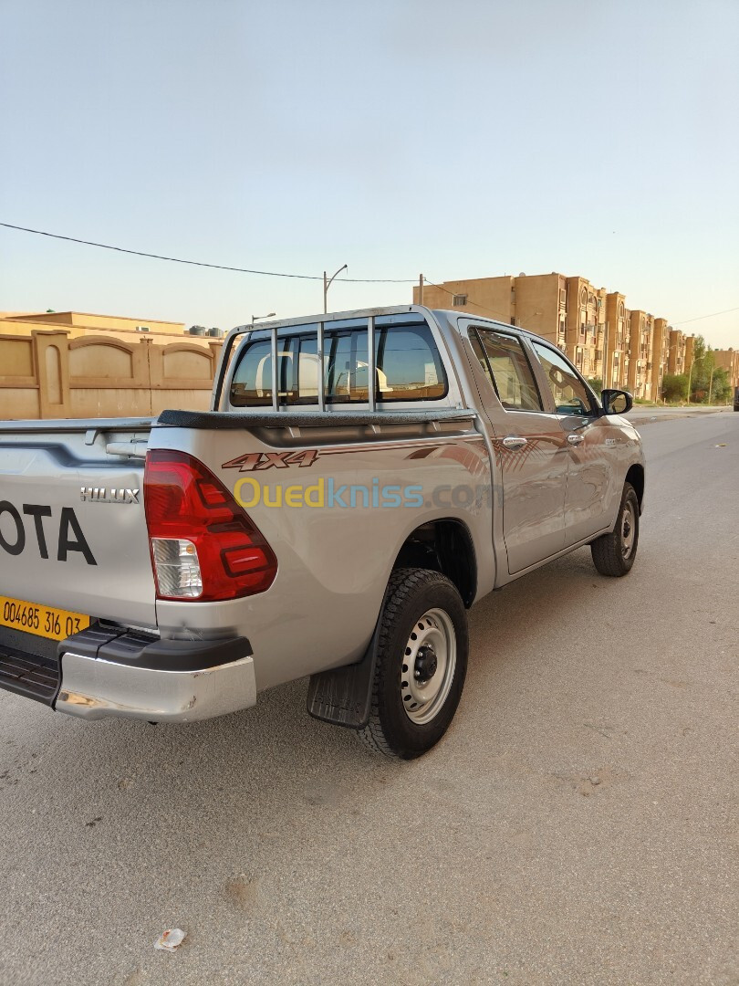 Toyota Hilux 2016 