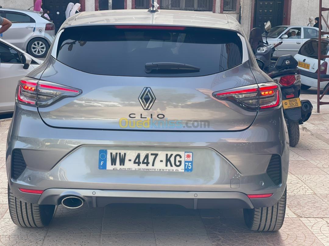 Renault Clio 2024 Alpine