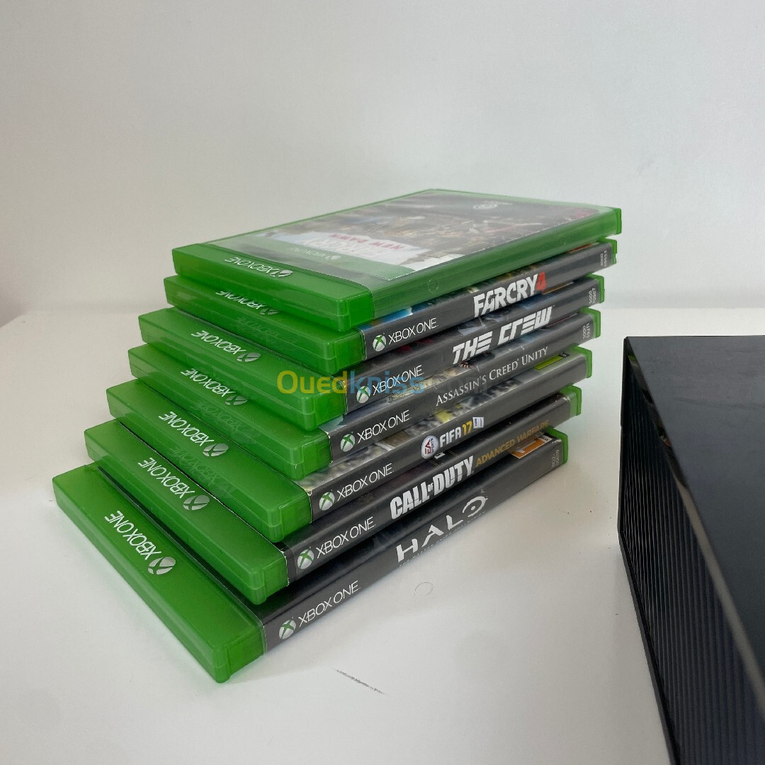 XBOX ONE 512GB + 2 MANETTES + 7 JEUX ORIGINALES