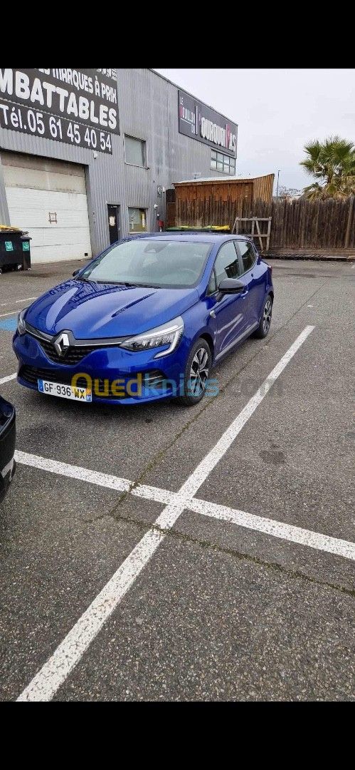 Renault Clio5 2022 Clio5 hybride e-tech finition limited