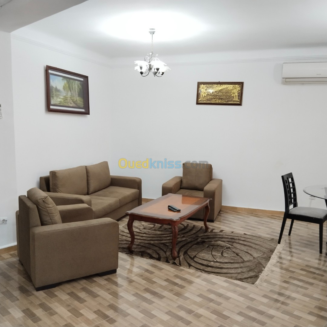 Location vacances Appartement F3 Alger Ain benian