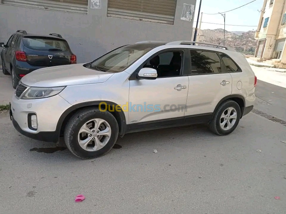 Kia Sorento 2013 Primuem