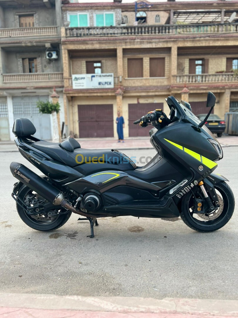 Yamaha Tmax iron 2 2015