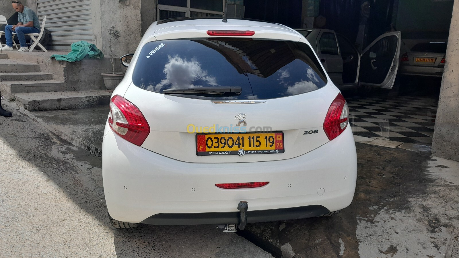 Peugeot 208 2015 Allure Facelift