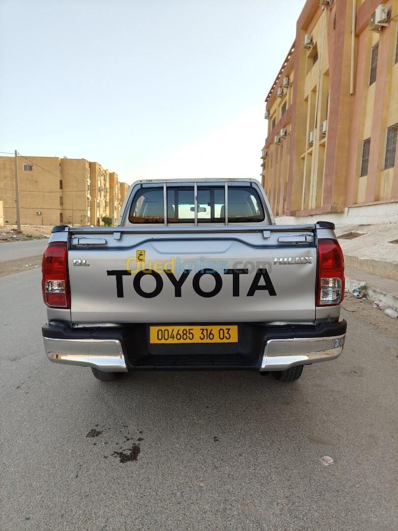 Toyota Hilux 2016 