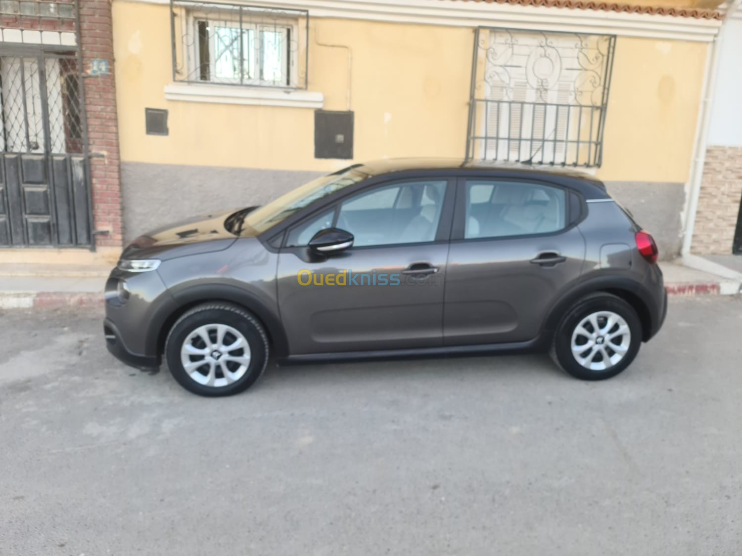 Citroen C3 2020 Feel business 110ch 6 vitesses