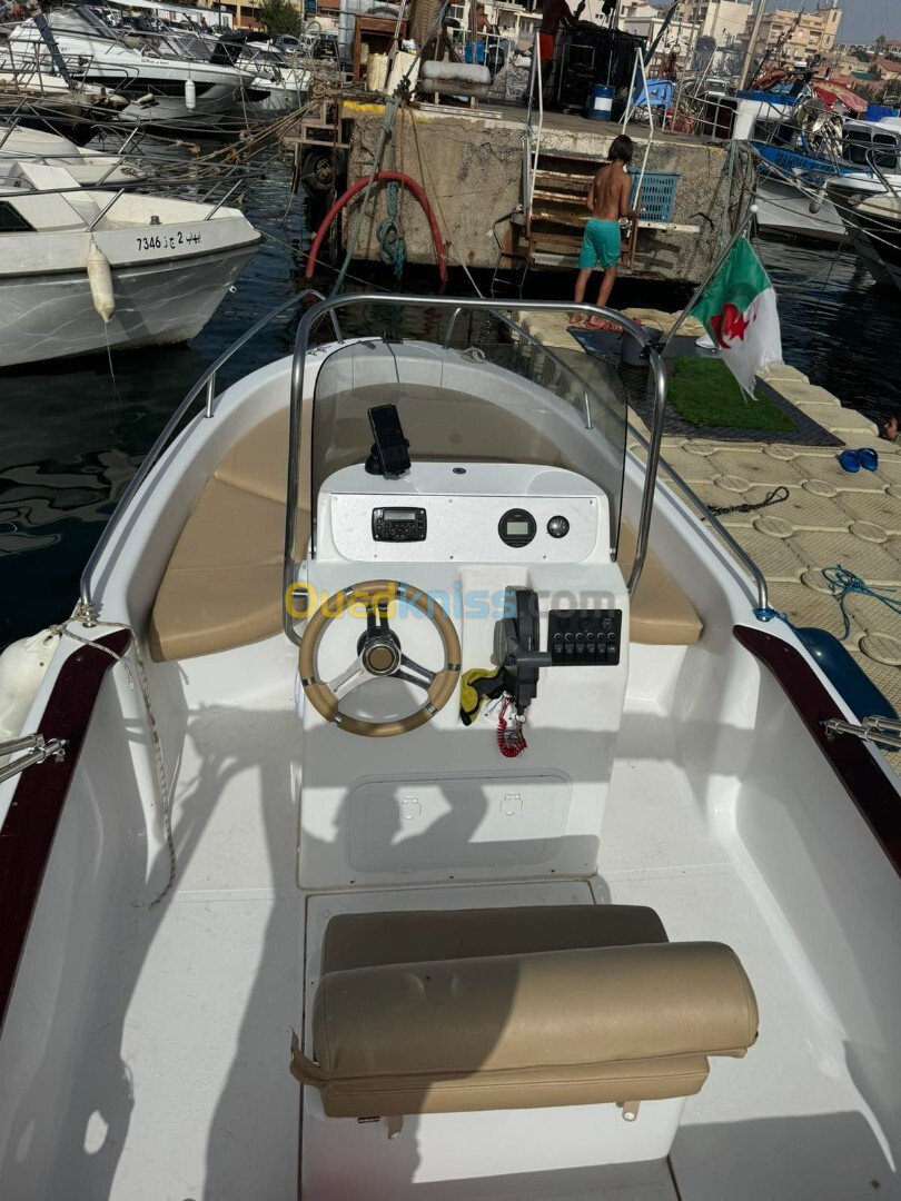 bateau 550m moteur yamaha 100ch bateau 2024