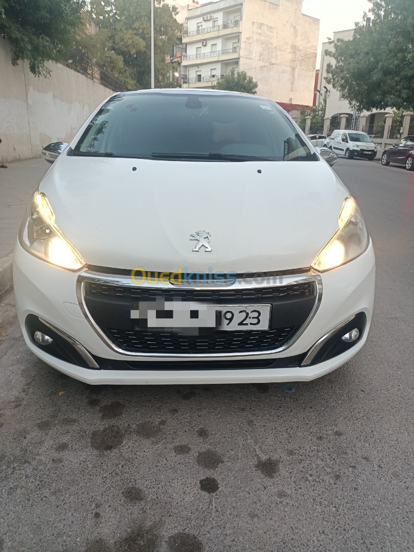 Peugeot 208 2019 Allure Facelift