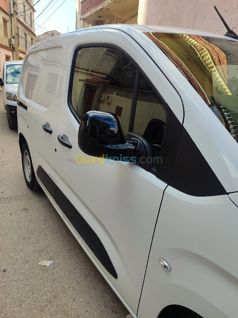 Fiat Doblo 2023 