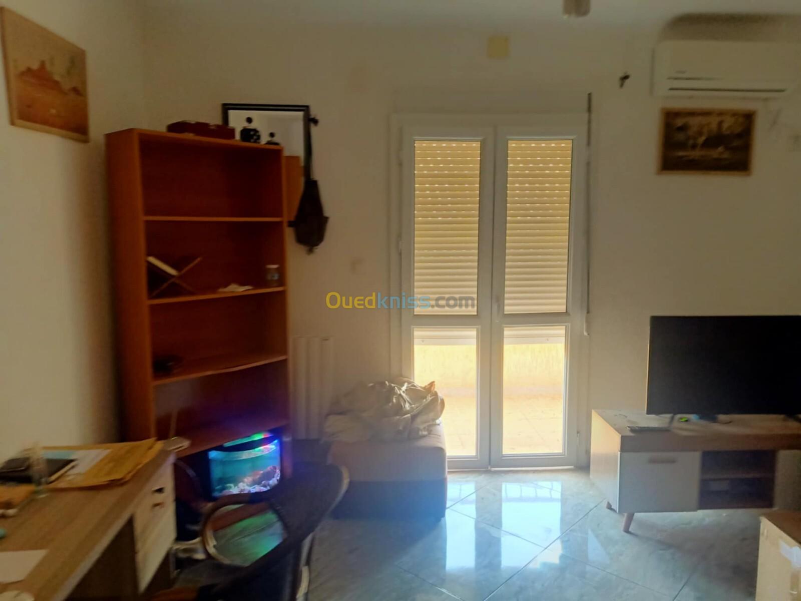 Location Appartement F4 Alger Souidania