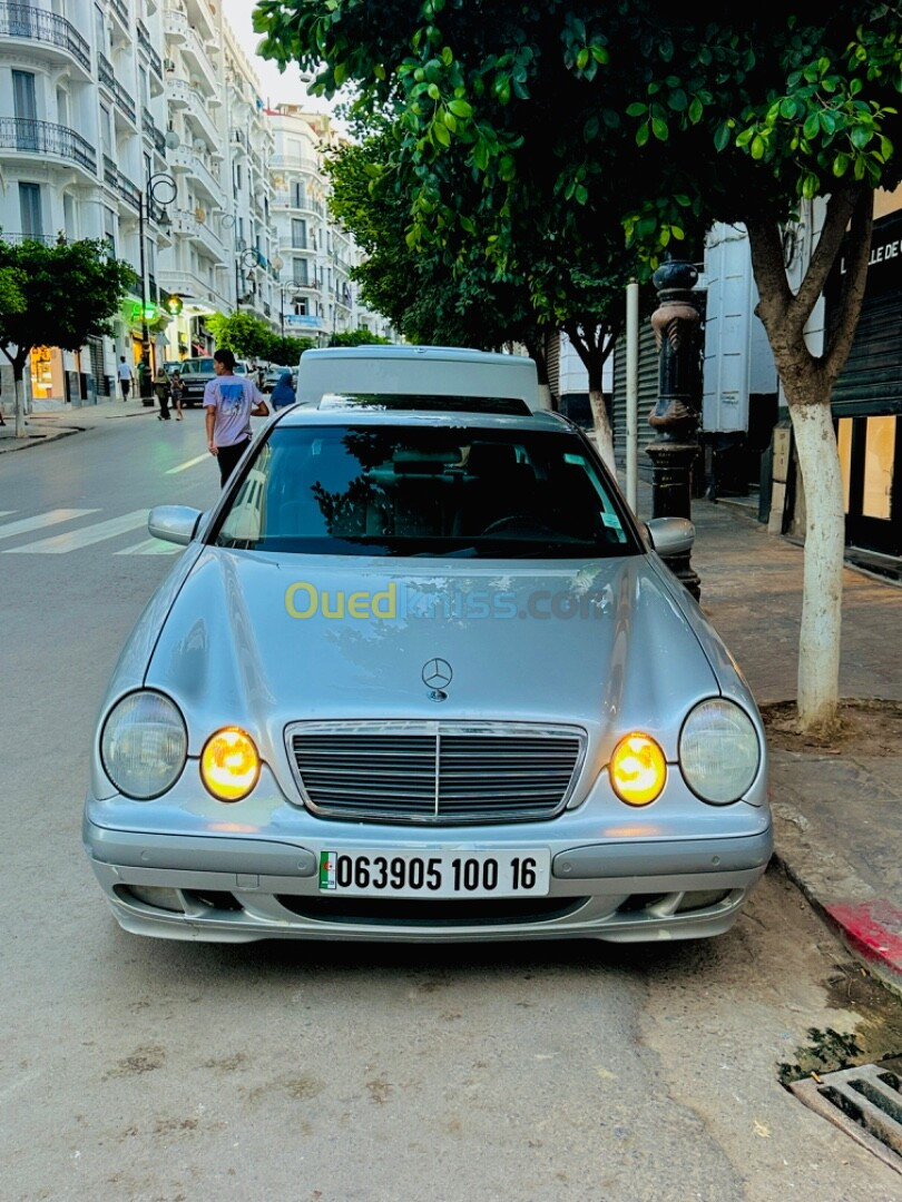 Mercedes Classe E 2000 