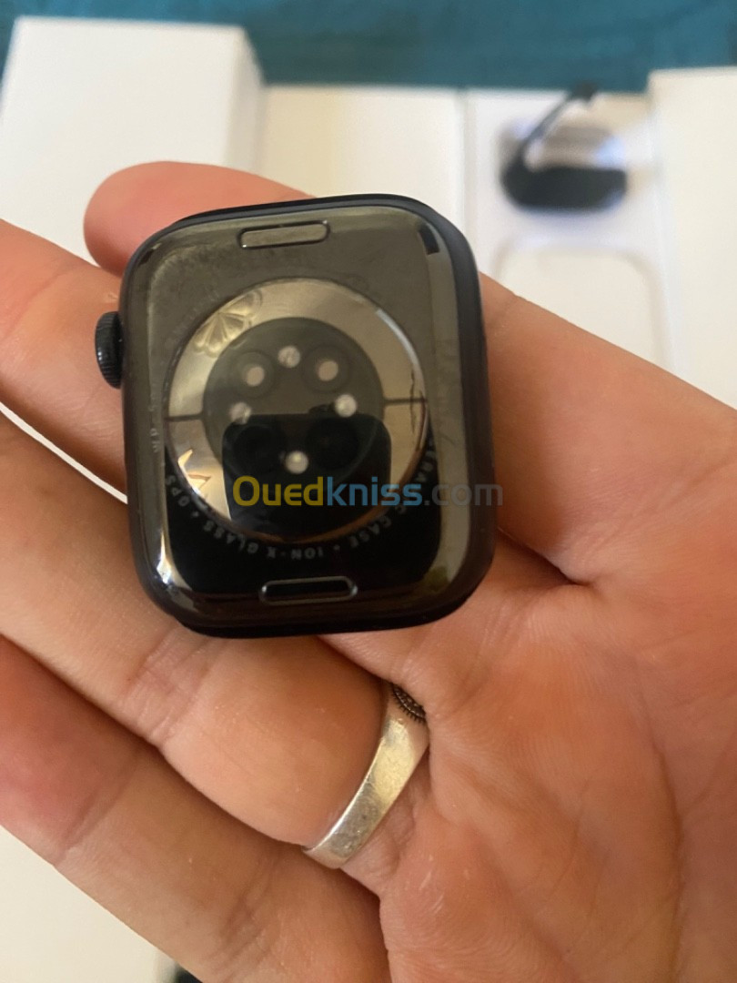 Montre apple online ouedkniss