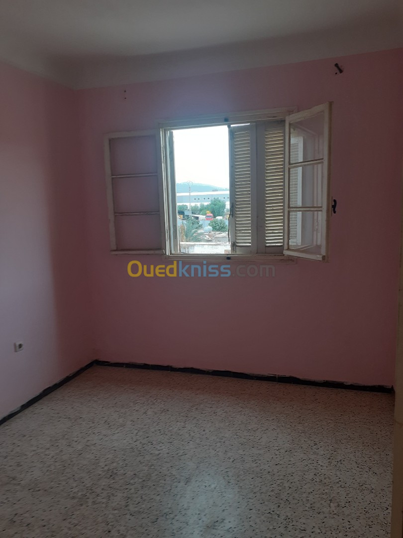 Vente Appartement F03 Boumerdès Khemis el khechna