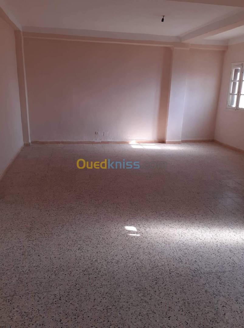 Vente Appartement F5 Bouira Lakhdaria