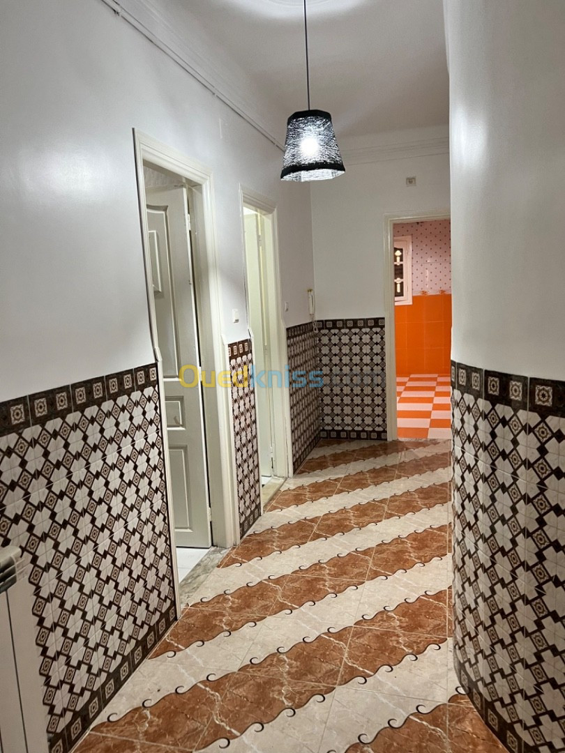 Location Appartement F3 Alger Draria