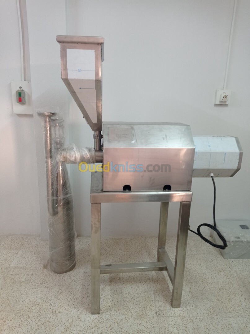 PRESSE MECANIQUE A FROID 50Kg/H (EXTRACTION HUILE VEGETALE )استخلاص الزيوت الطبيعية