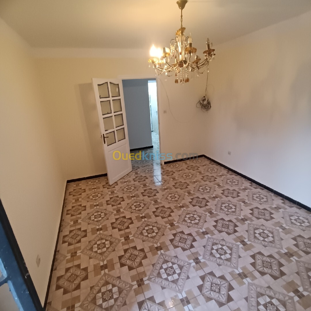 Location Appartement F3 Alger Zeralda