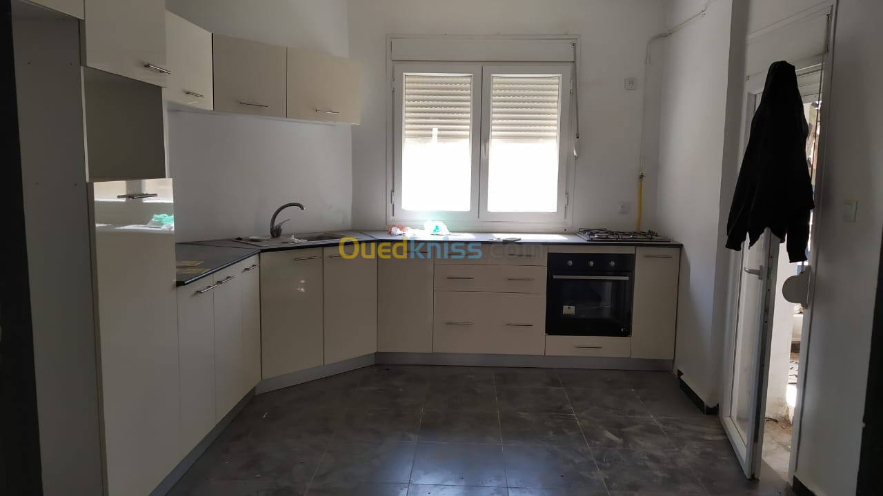 Location Appartement F4 Alger Ouled fayet