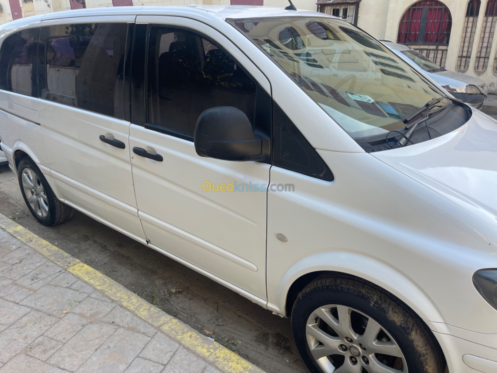 Mercedes Vito 9 place 639 2006 