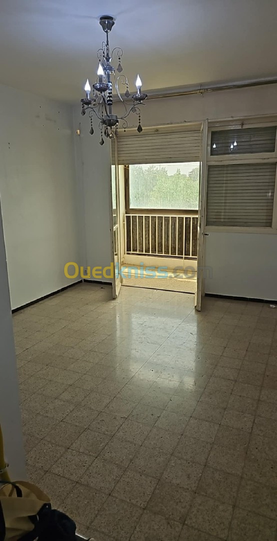 Location Appartement F3 Alger Ben aknoun