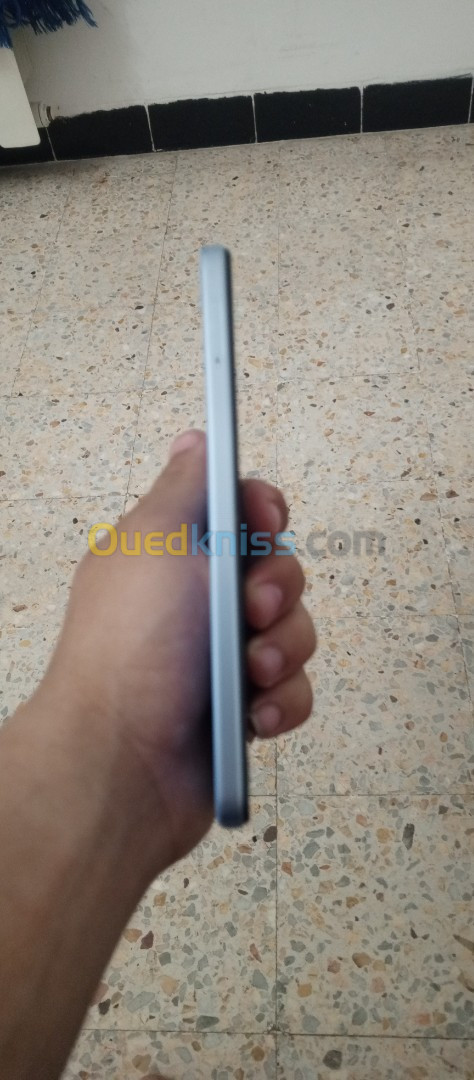 Oppo A 17