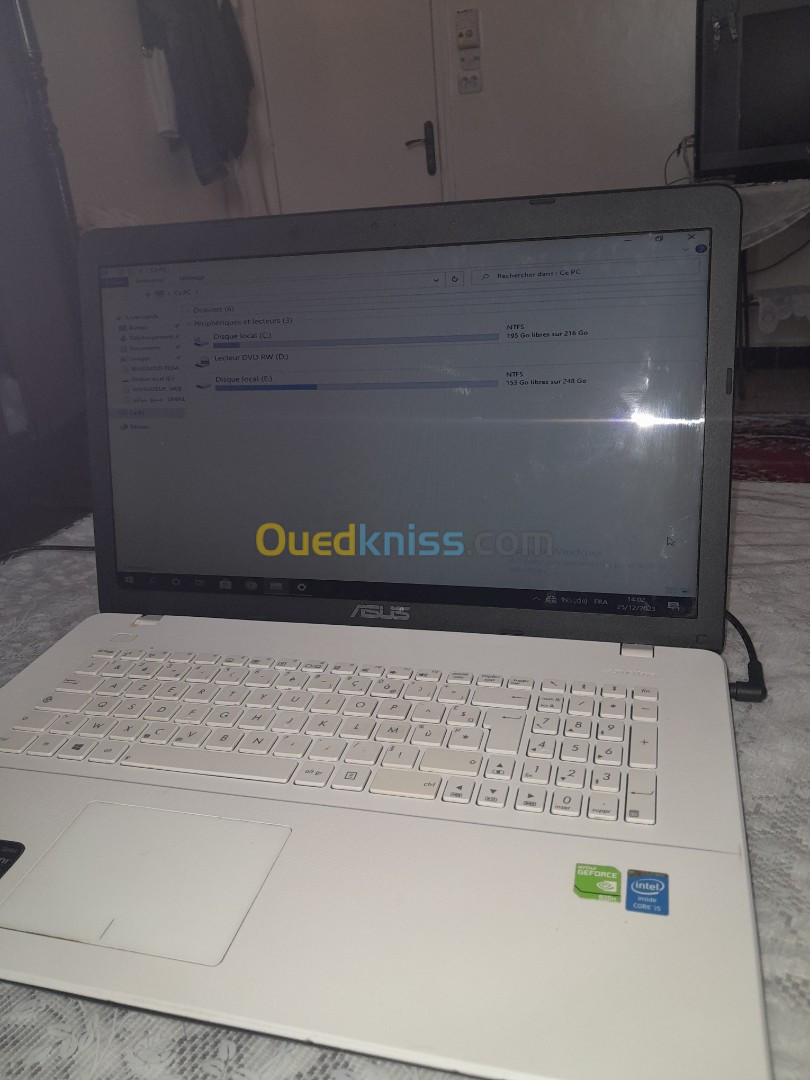 LAP TOP ASUSS X 751 L. Series