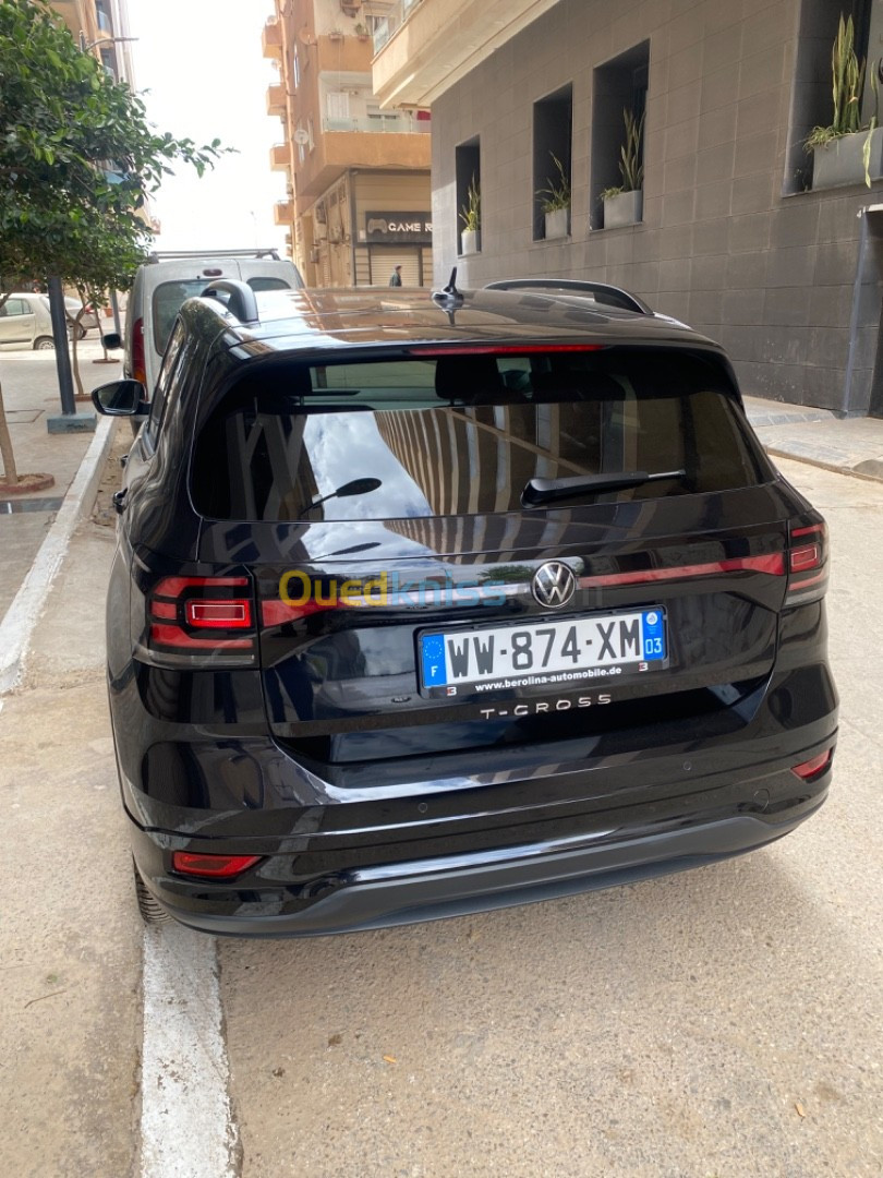 Volkswagen T-CROSS 2021 R-Line