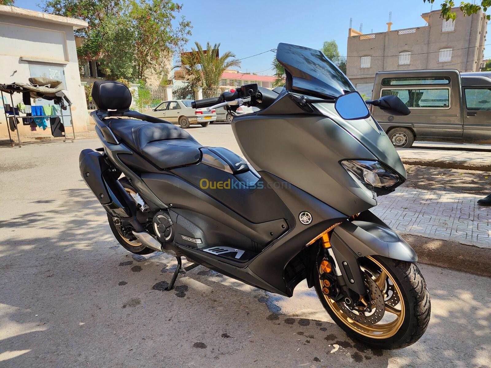 Yamaha Tmax 560 