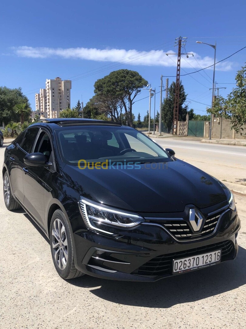 Renault MEGANE 5 2023 