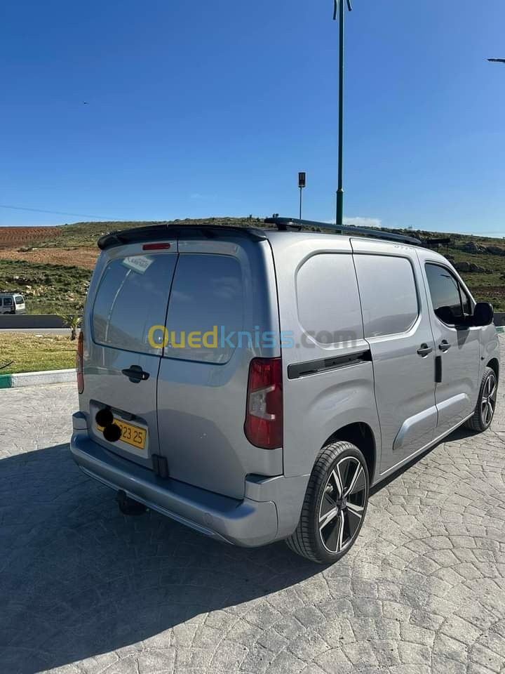 Fiat DOBLO 2023 