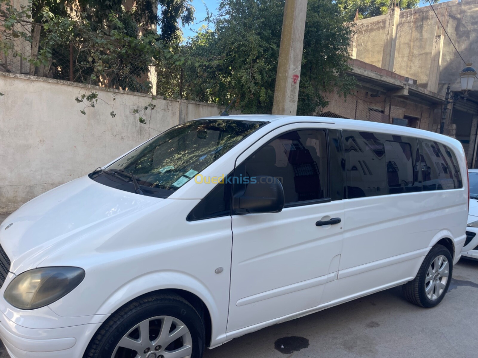 Mercedes Vito 9 place 639 2006 