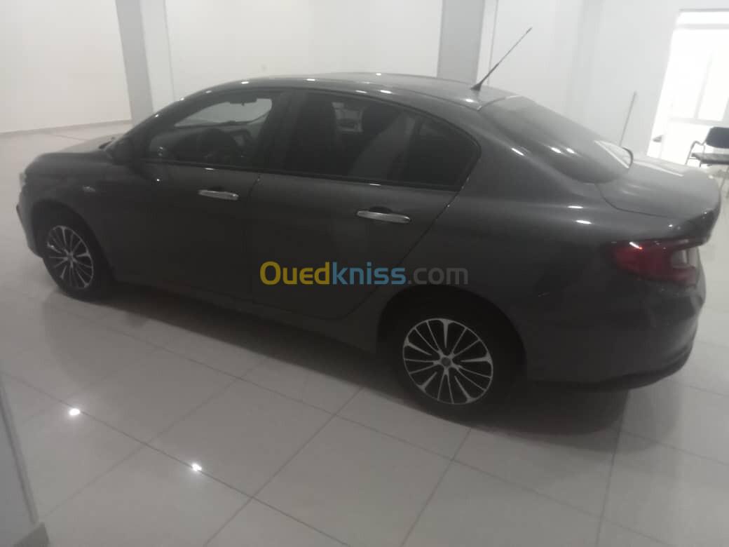 Fiat Tipo 2024 City