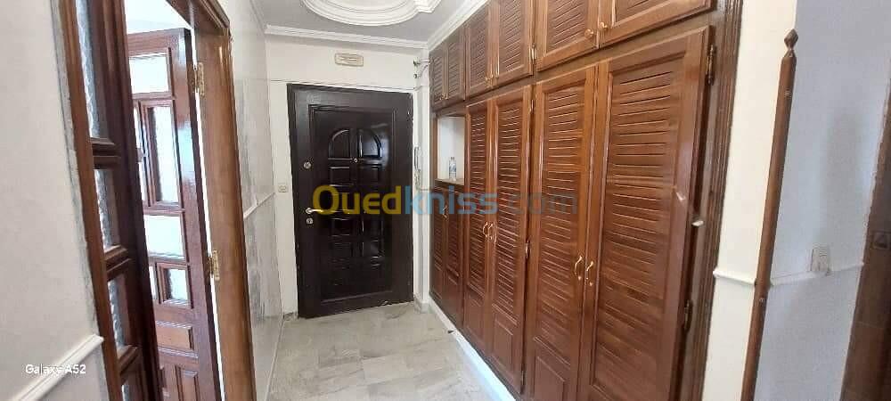 Location Appartement F5 Alger Ben aknoun