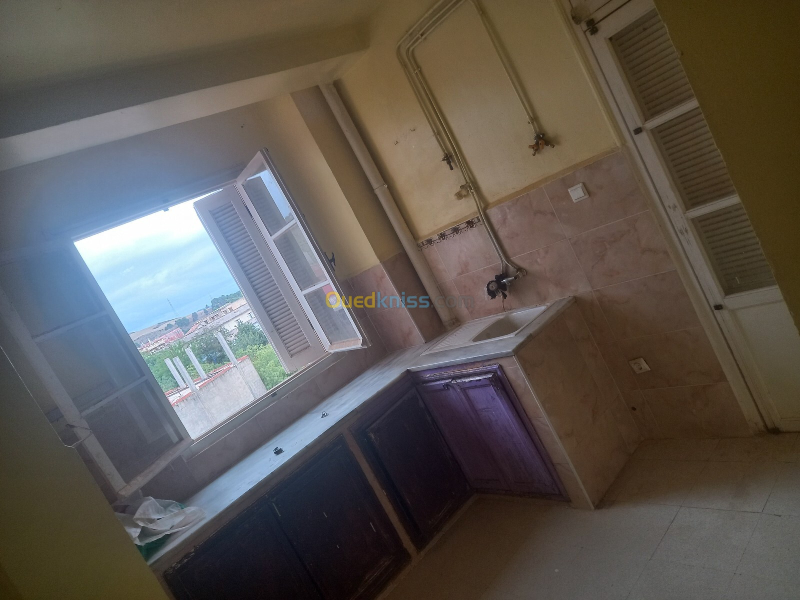 Vente Appartement F3 Bouira Ain laloui