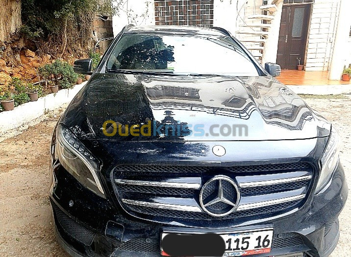 Mercedes GLA 2015 GLA