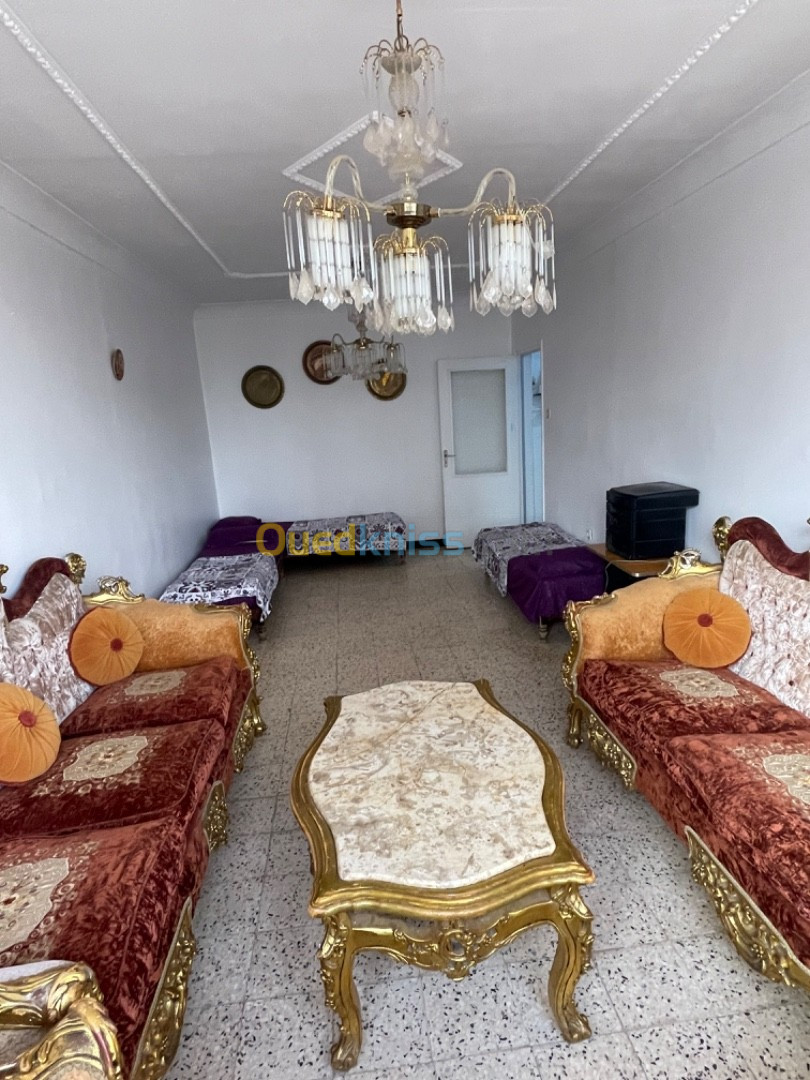 Location vacances Appartement F3 Mostaganem Mostaganem