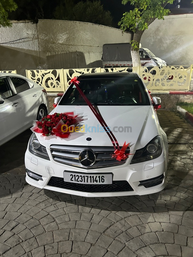 Locoation de voiture pour mariage avec chauffeur 