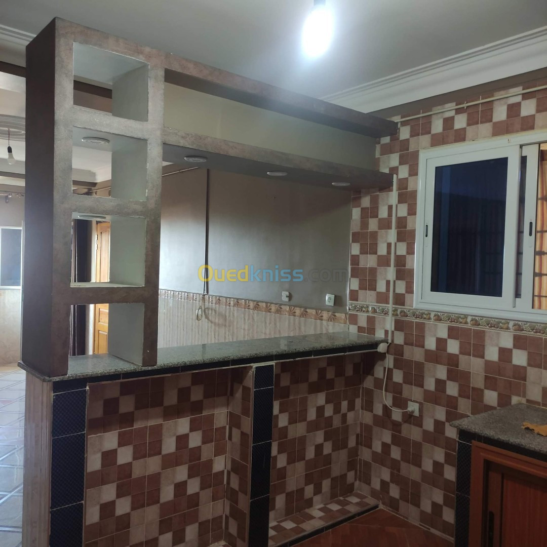 Location Appartement F3 Alger Hraoua