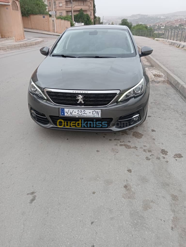 Peugeot 308 2021 