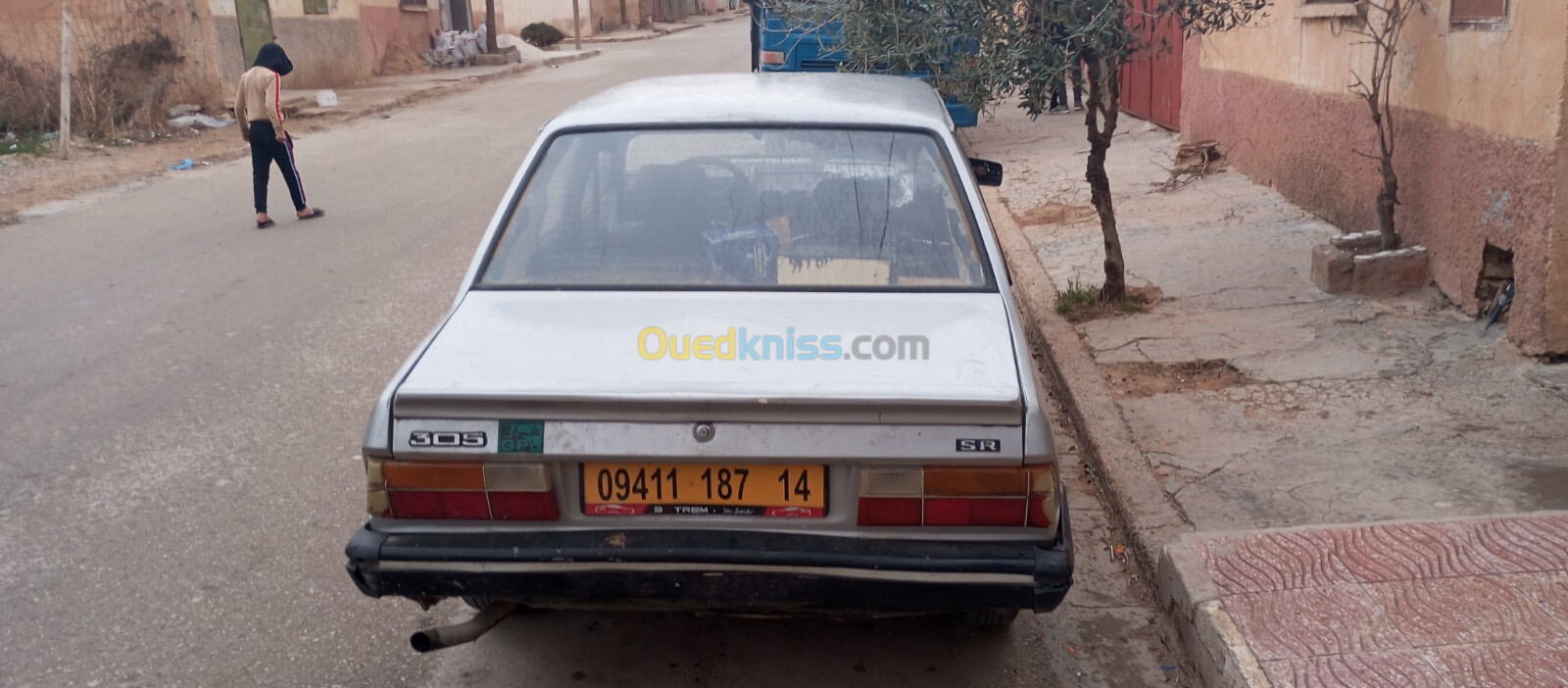 Peugeot 305 1987 305