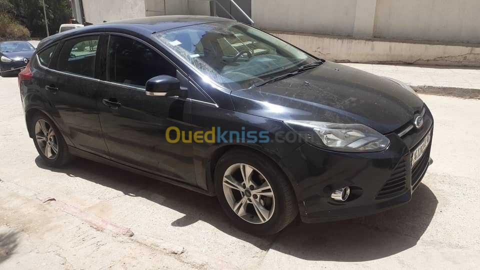 Ford Focus 4 portes 2012 